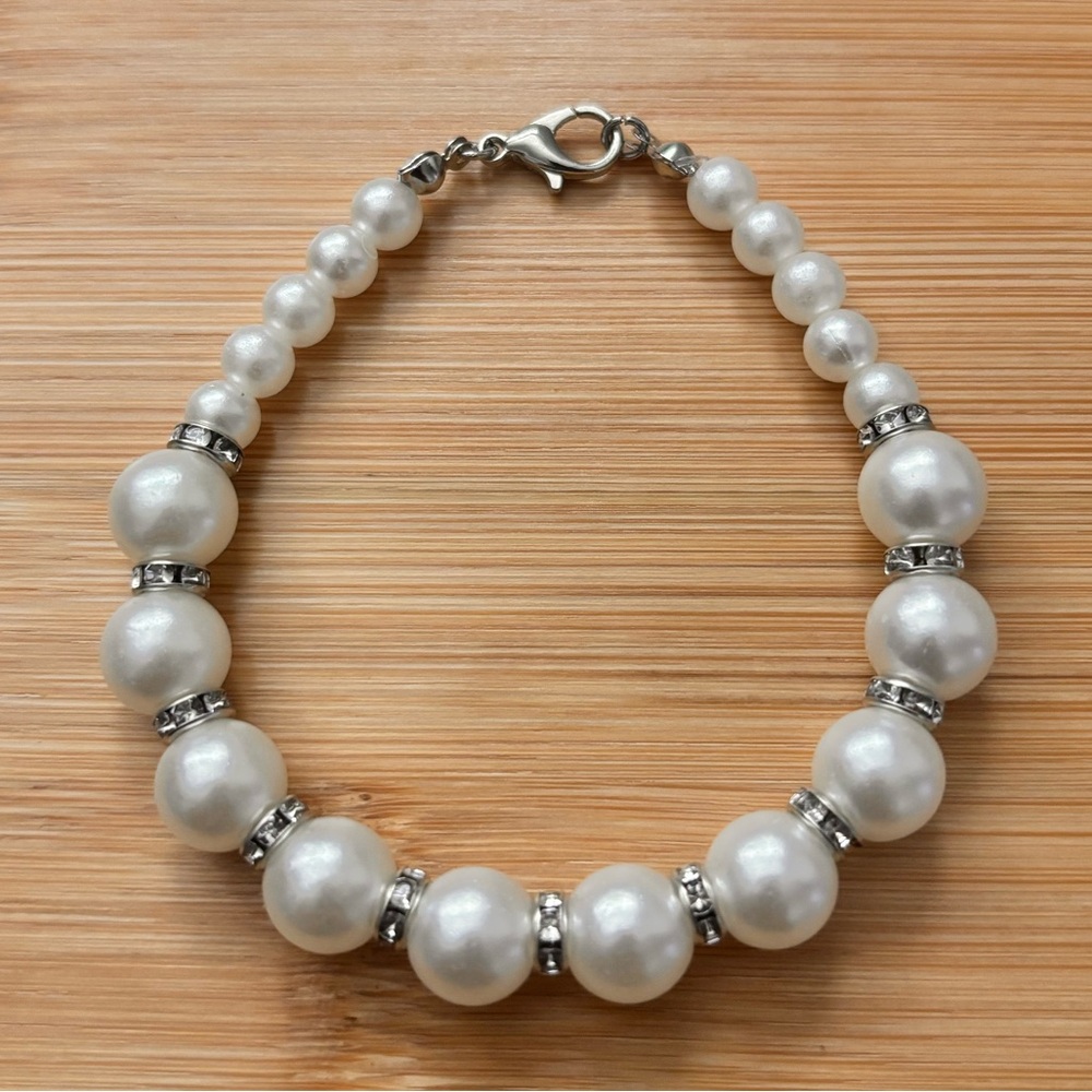Pearl & Silver Beaded Bracelet